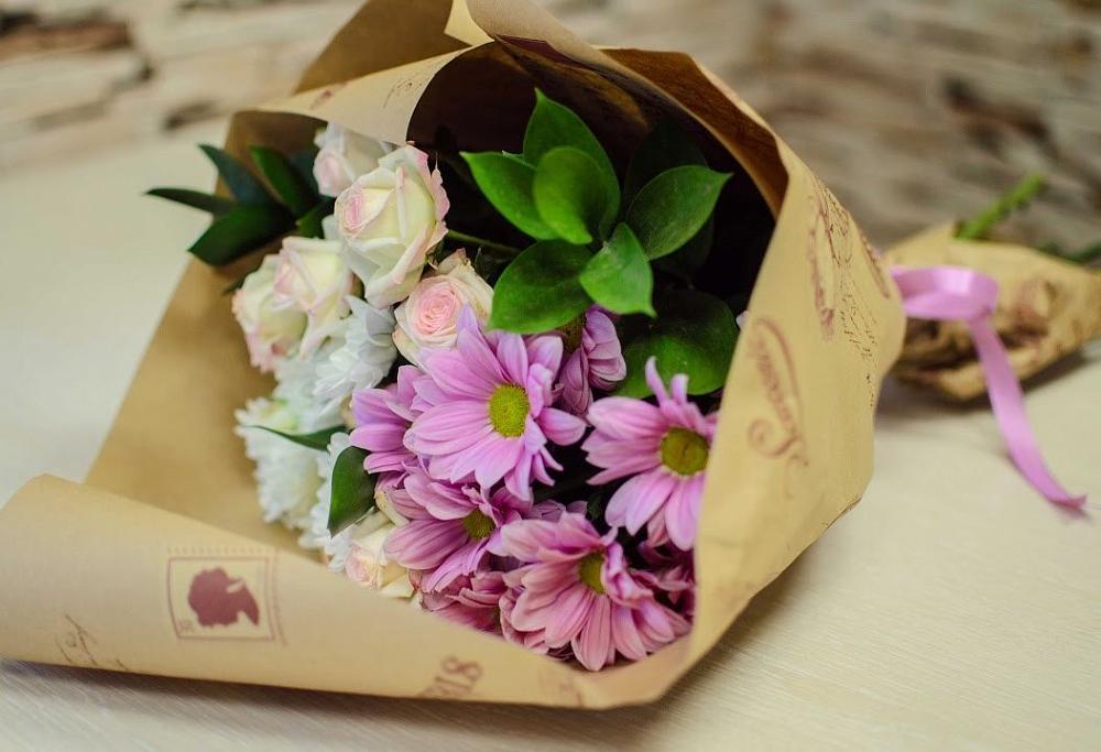 Букет цветов из: Розы и Хризантемы в Иннополисе