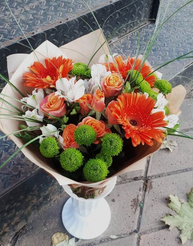 Букет цветов из: Герберы, Хризантемы, Альстромерии и Розы в Иннополисе