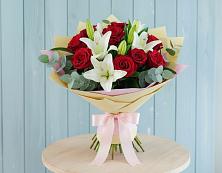 Букет цветов из:  Лилии и Розы в Иннополисе