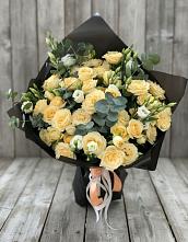 Букет цветов из:  Розы и Лизиантусы #REPLACE_PRED# Иннополисе