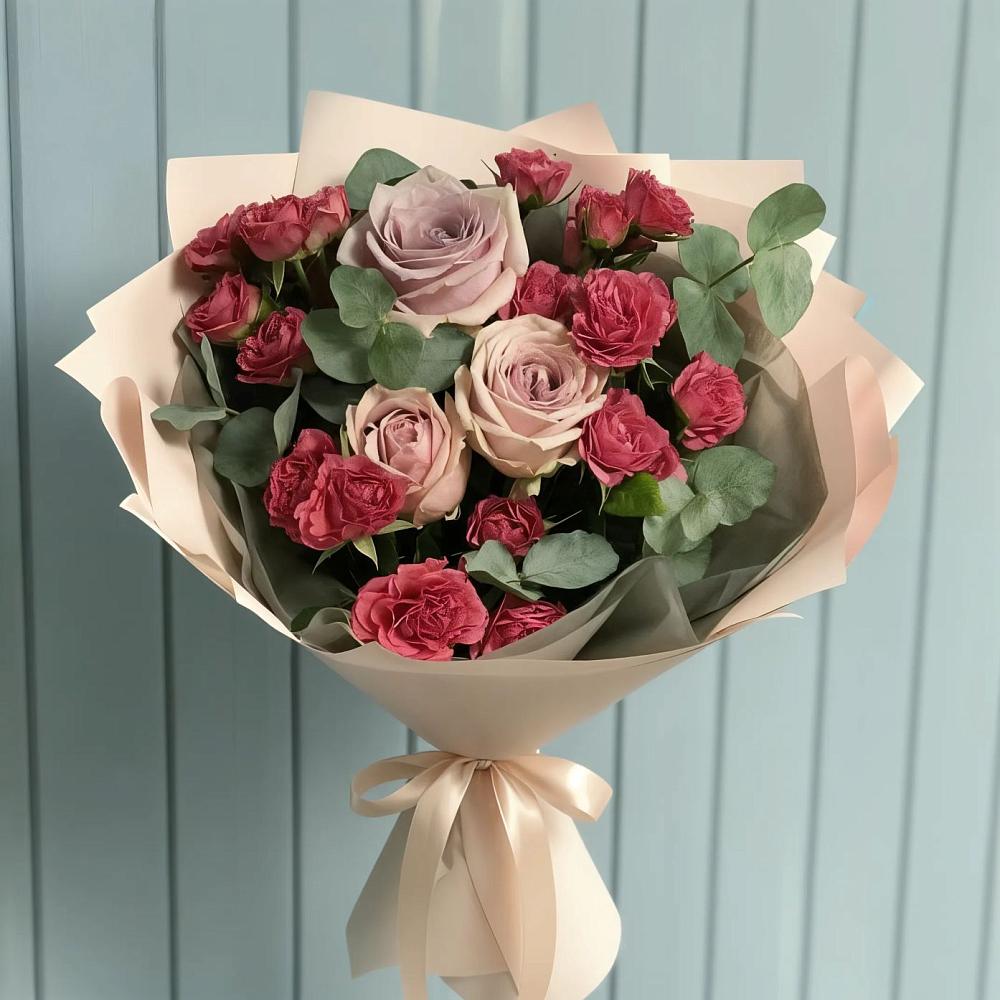 Букет цветов из: Гвоздики и Розы в Иннополисе