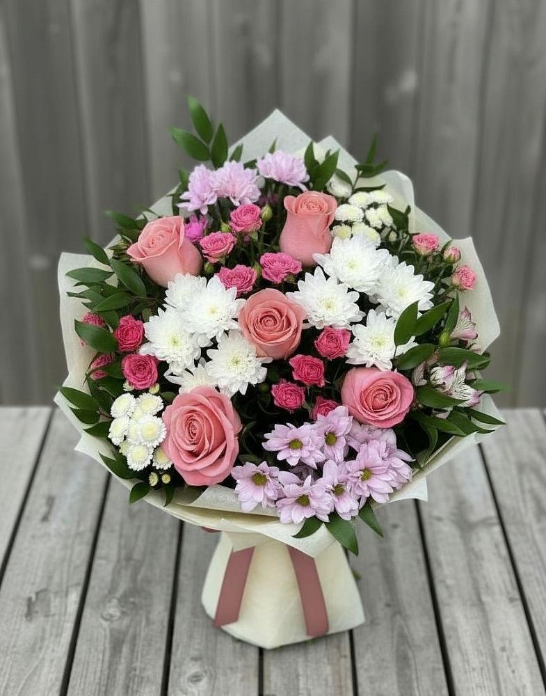 Букет цветов из: Альстромерии, Гвоздики, Розы и Хризантемы в Иннополисе