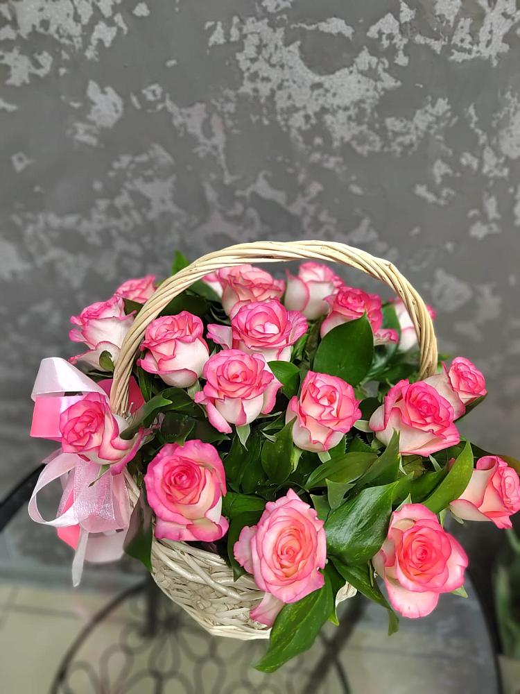 Цветочная композиция из Розы в корзине в Иннополисе