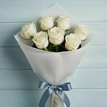 Букет 7 Белых роз Эдлесс Лав в Иннополисе