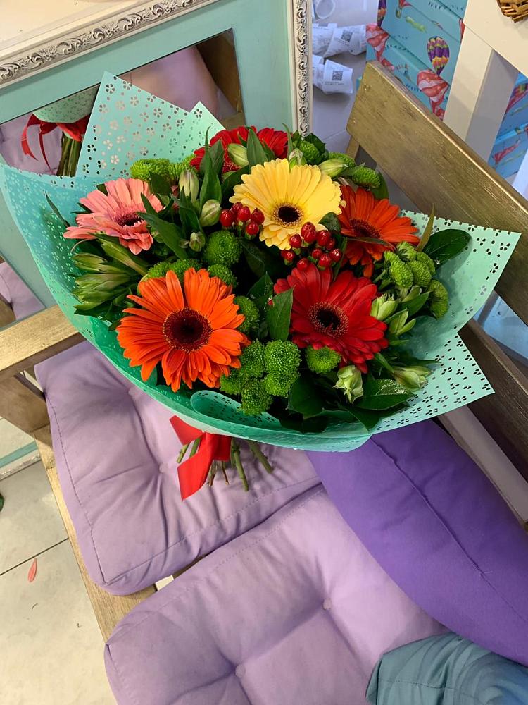 Букет цветов из: Герберы, Хризантемы и Альстромерии в Иннополисе