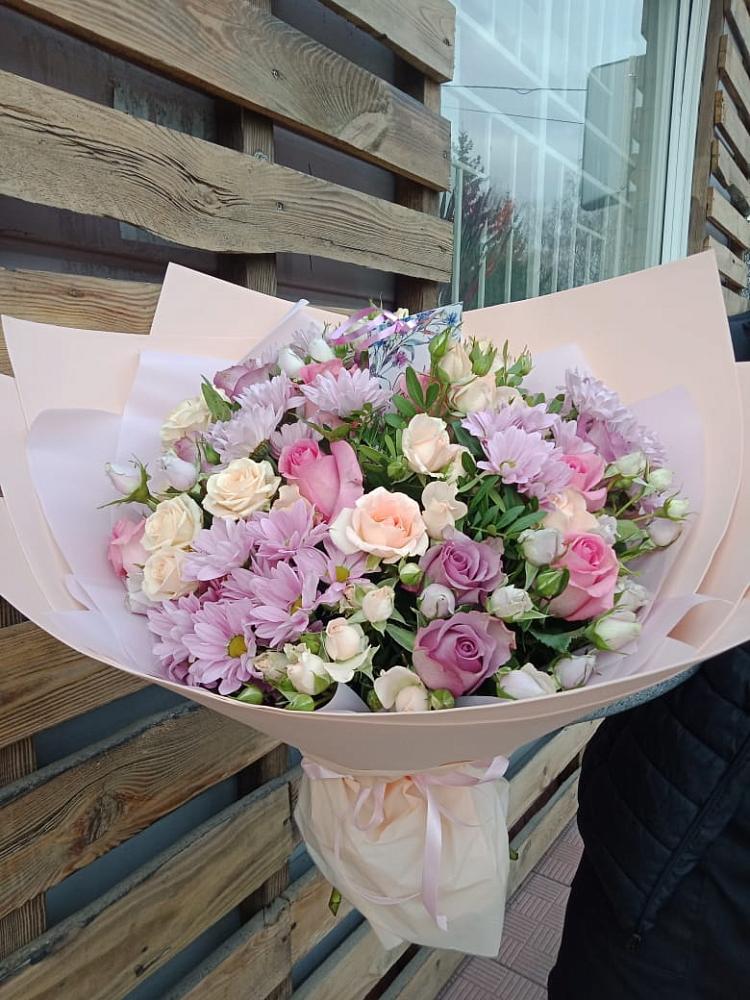 Букет цветов из: Розы и Хризантемы в Иннополисе