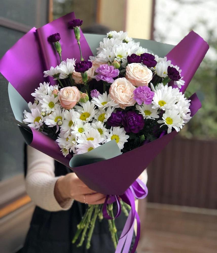 Букет цветов из: Хризантемы, Гвоздики и Розы в Иннополисе