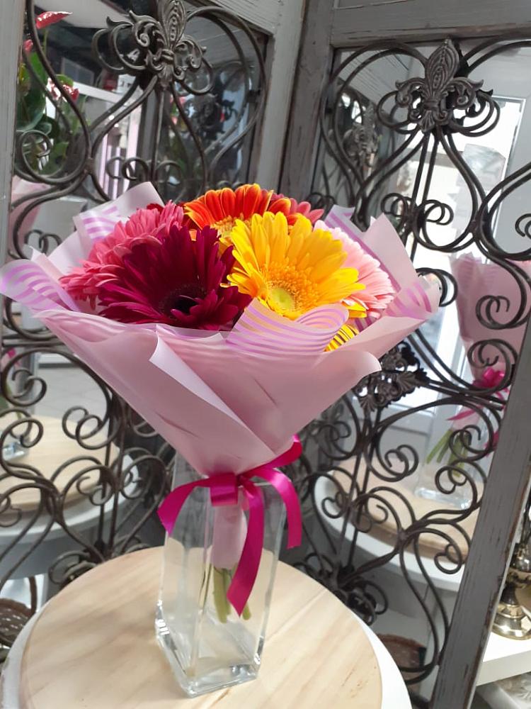 Букет цветов из: Герберы в Иннополисе