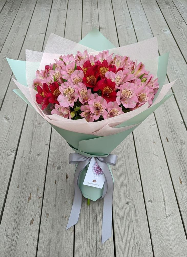 Букет цветов из: Альстромерии в Иннополисе