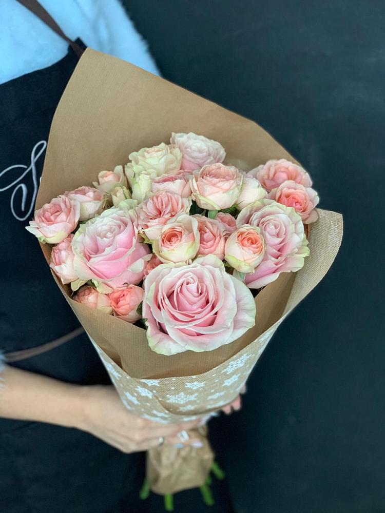 Букет цветов из: Хризантемы и Розы в Иннополисе