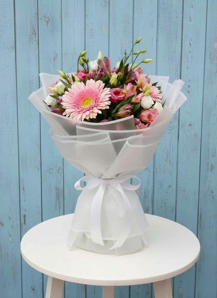 Букет цветов из: Герберы, Альстромерии и Лизиантусы в Иннополисе