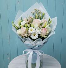 Букет цветов из:  Розы и Лизиантусы в Иннополисе