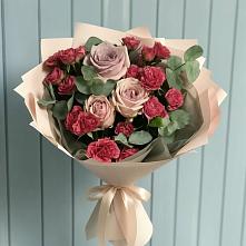 Букет цветов из:  Гвоздики и Розы #REPLACE_PRED# Иннополисе