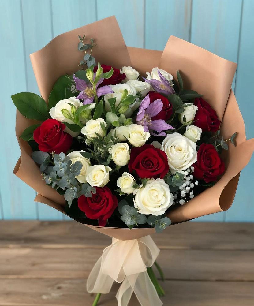 Букет цветов из: Розы и Альстромерии в Иннополисе